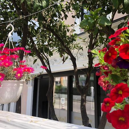 Sr99 Hotel Тирана Экстерьер фото